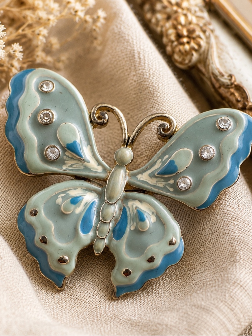 Y2K Blue Butterfly Brooch Cottagecore Fairycore Pin VNTG Pastel Blue Rhinestone